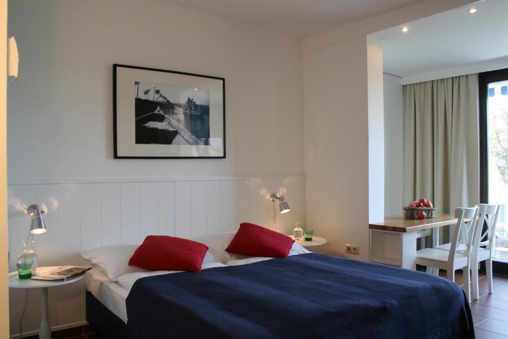 Hoteldorf Seepark Weiden Weiden am See Room photo